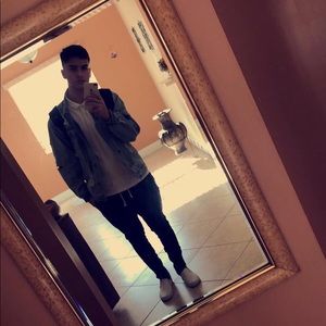 Meet your Posher, Mario